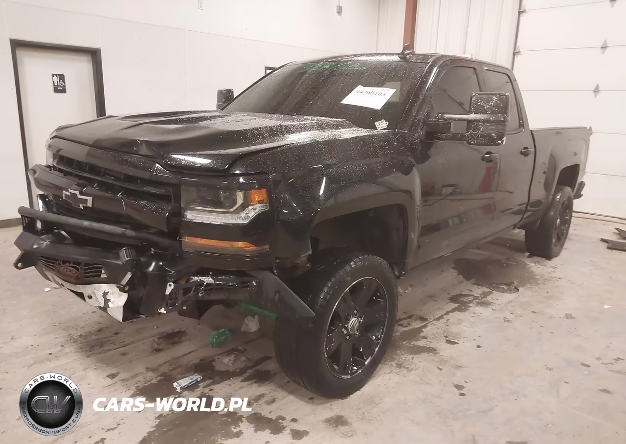 2018 Chevrolet Silverado 1500 2Lt VIN:1GCVKREC8JZ216876 - 2