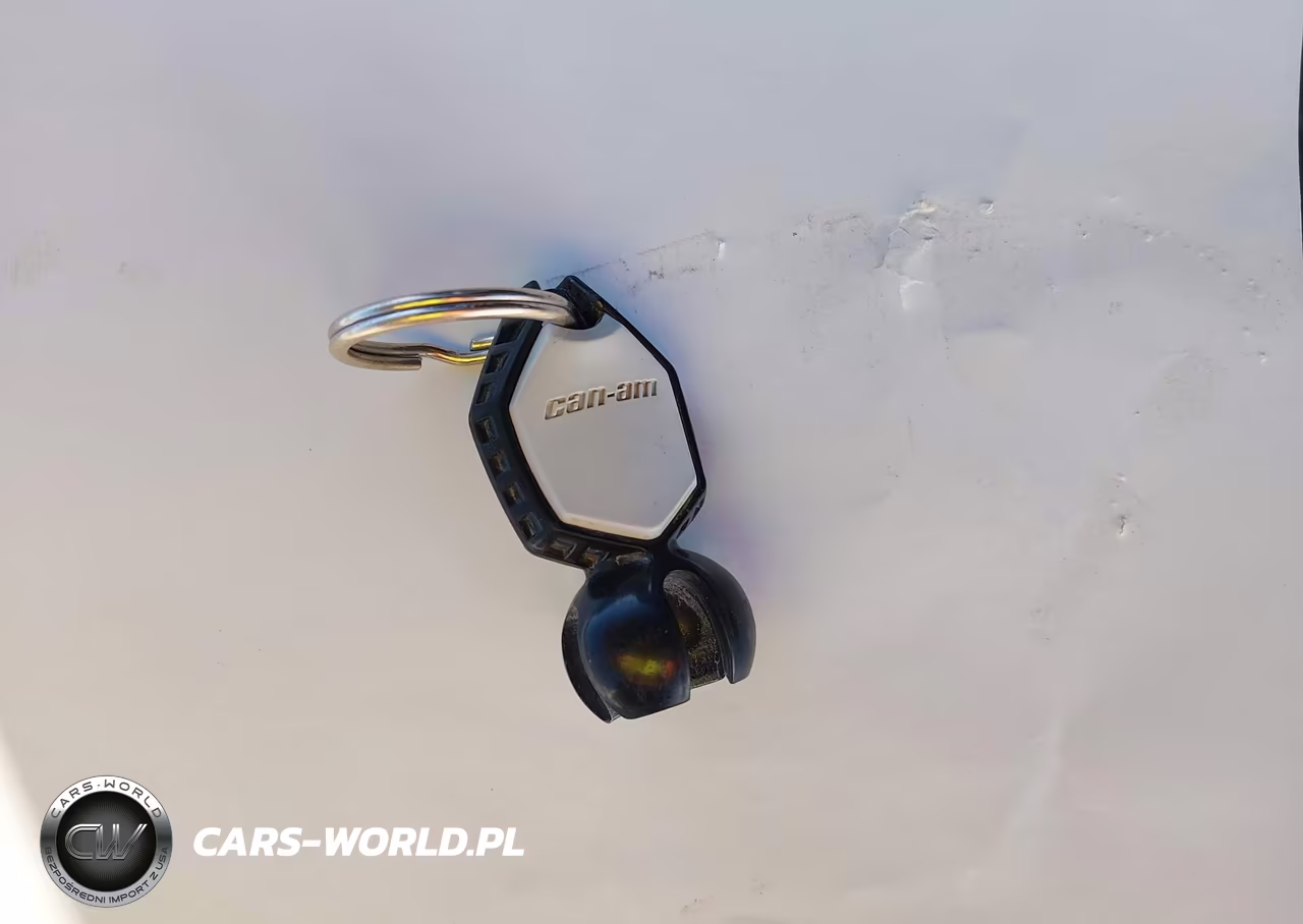 2017 Can-Am Maverick X3 X Rs Turbo R VIN:3JBVXAW22HK001397 - 11