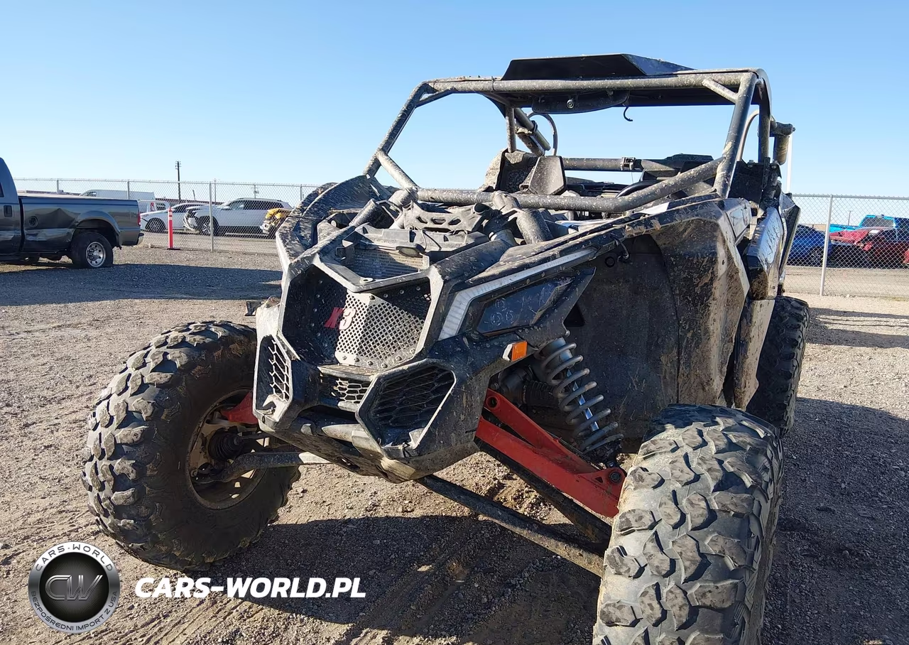2017 Can-Am Maverick X3 X Rs Turbo R VIN:3JBVXAW22HK001397 - 5