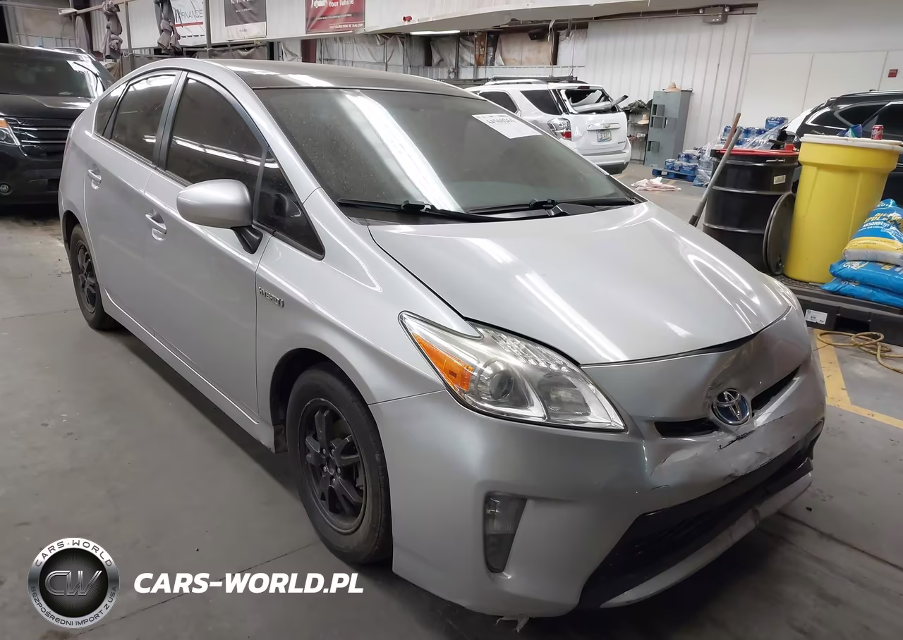 2015 Toyota Prius Three