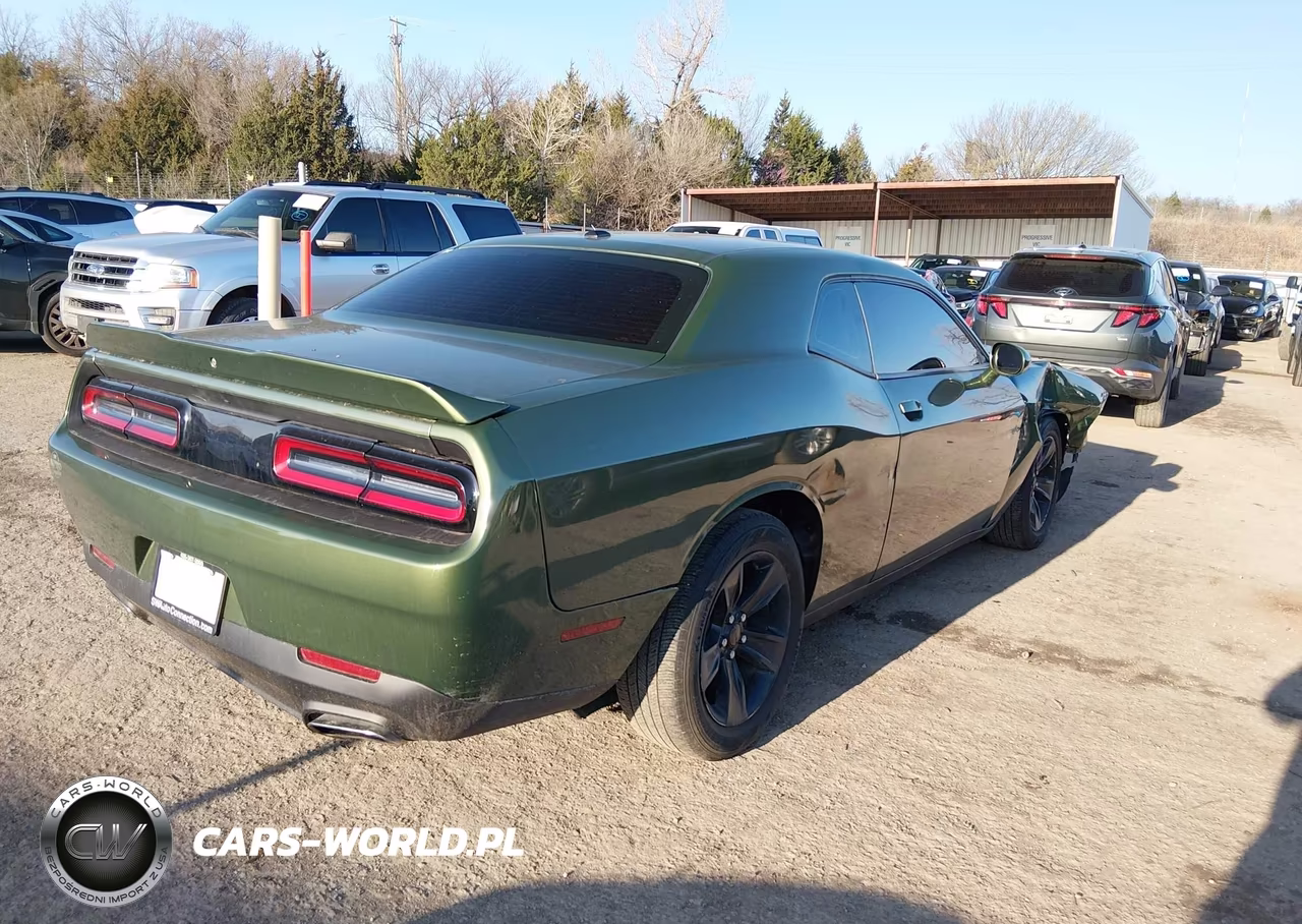 2019 Dodge Challenger Sxt VIN:2C3CDZAG8KH732008 - 4