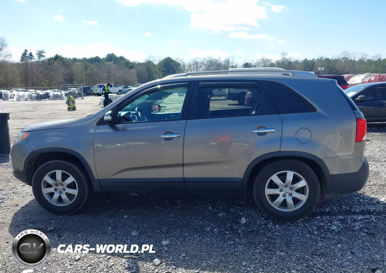 2013 Kia Sorento Lx VIN:5XYKT3A64DG322189 - 14