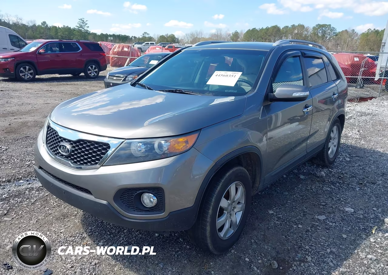 2013 Kia Sorento Lx VIN:5XYKT3A64DG322189 - 2