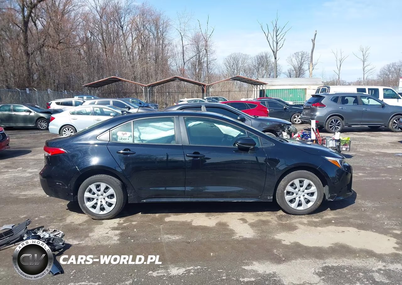 2024 Toyota Corolla Hybrid Le VIN:JTDBCMFE7R3049637 - 13
