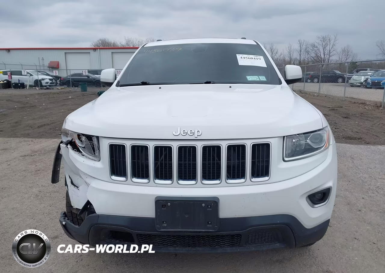 2015 Jeep Grand Cherokee Laredo VIN:1C4RJFAG3FC834709 - 12