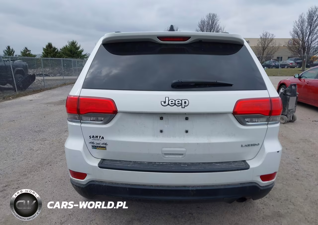 2015 Jeep Grand Cherokee Laredo VIN:1C4RJFAG3FC834709 - 16