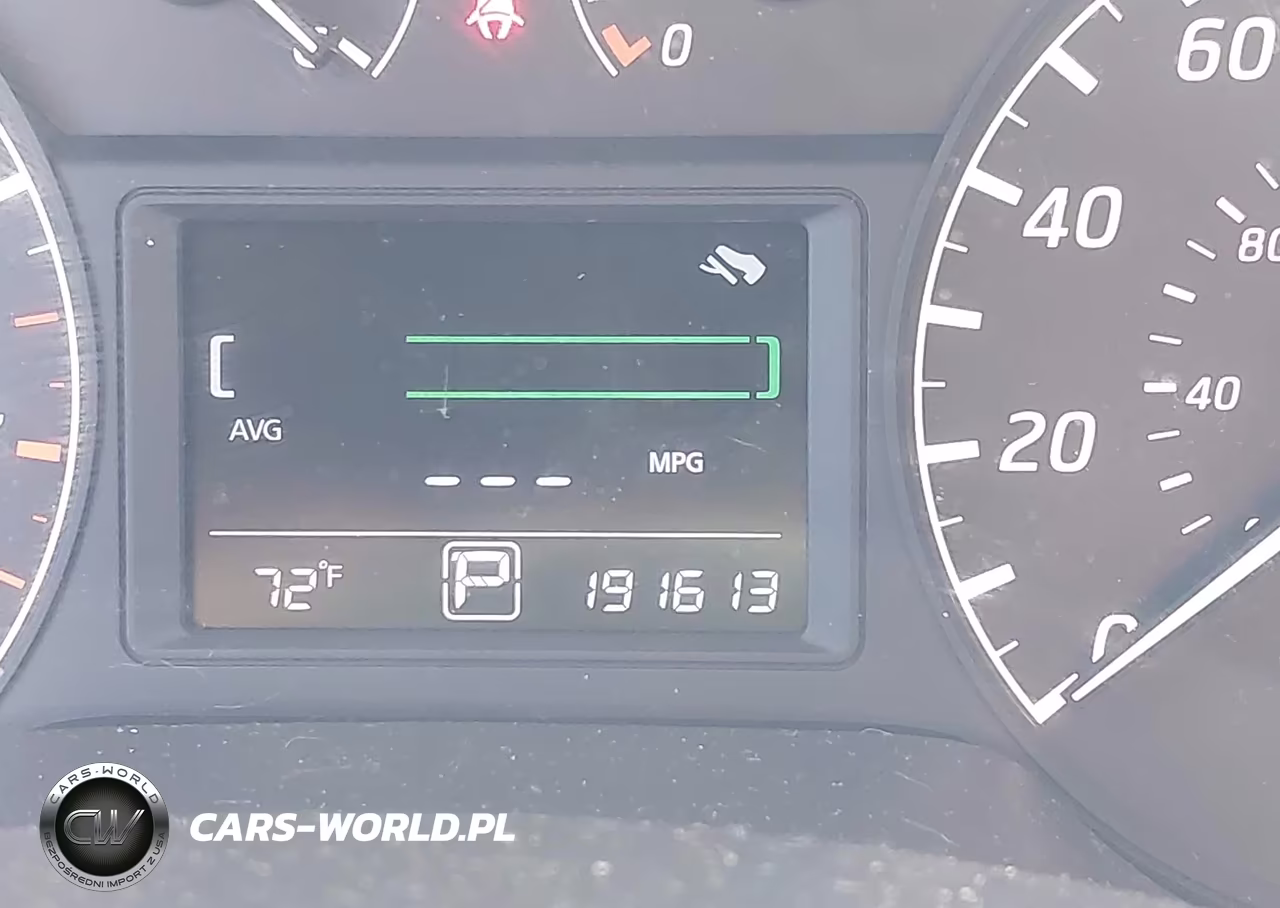 2015 Nissan Sentra S VIN:3N1AB7AP1FY367381 - 15