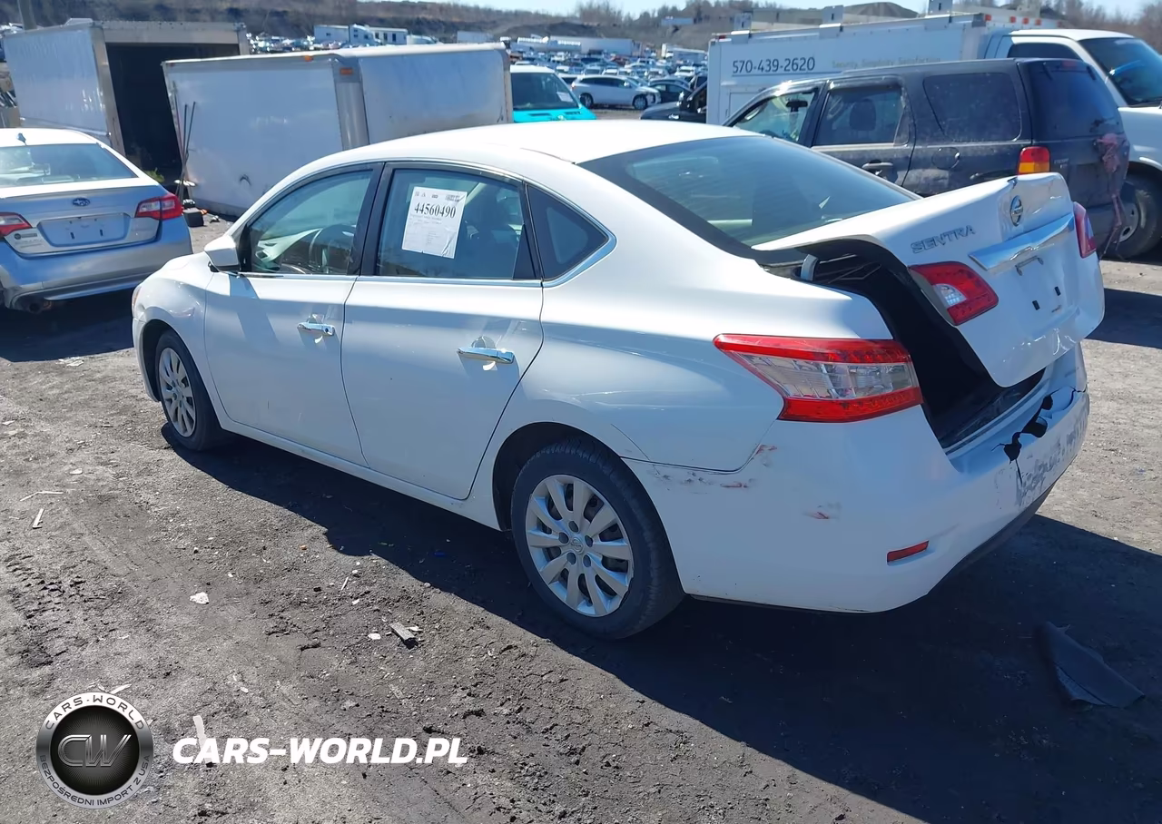 2015 Nissan Sentra S VIN:3N1AB7AP1FY367381 - 3