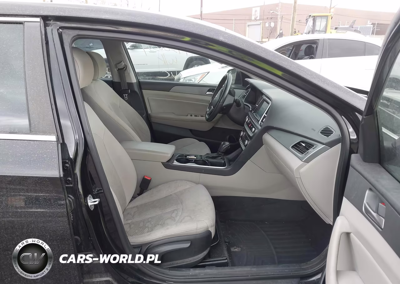 2018 Hyundai Sonata Sel VIN:5NPE34AF9JH631826 - 5
