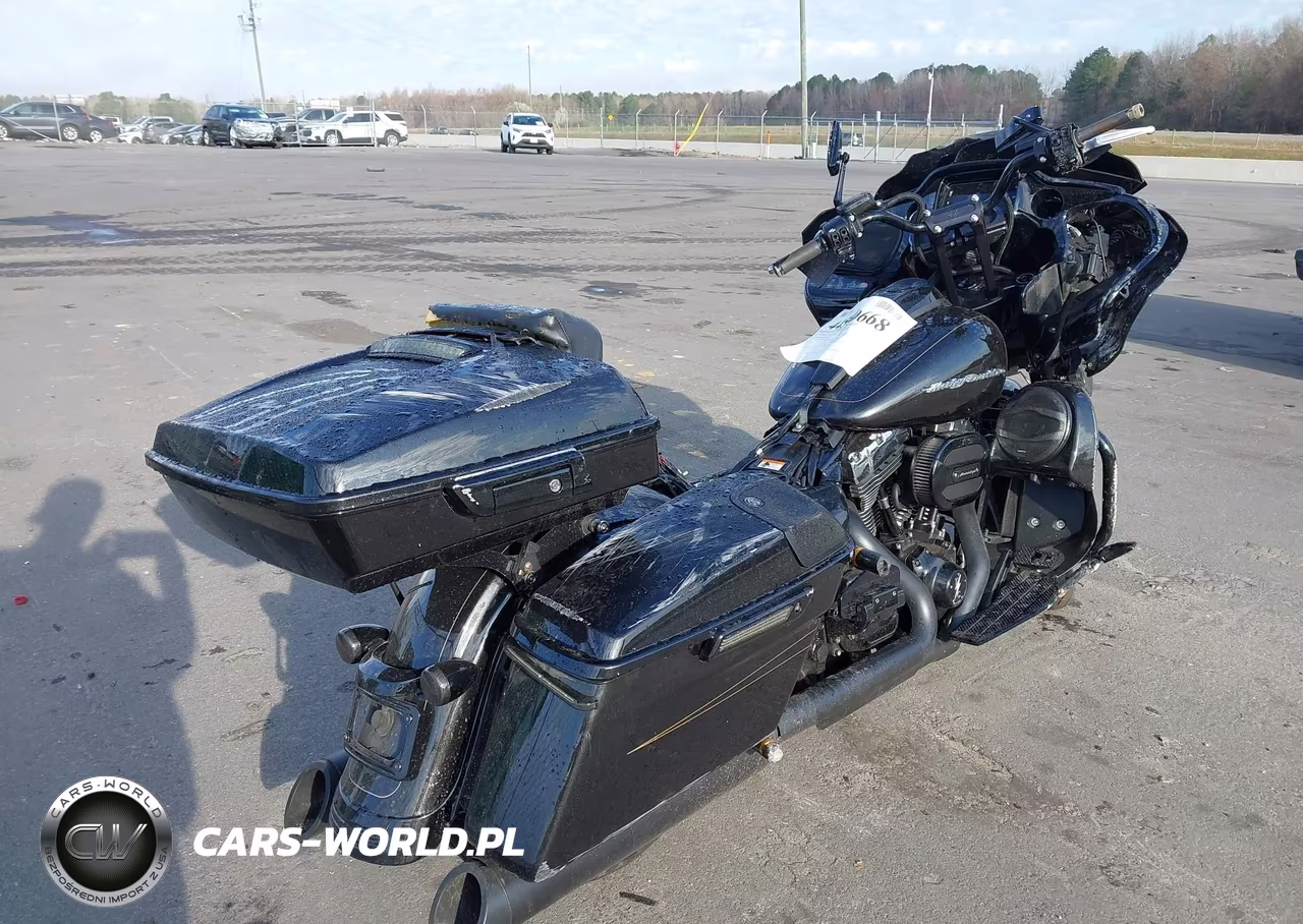 2016 Harley-Davidson Fltrxs Road Glide Special VIN:1HD1KTM18GB690421 - 4