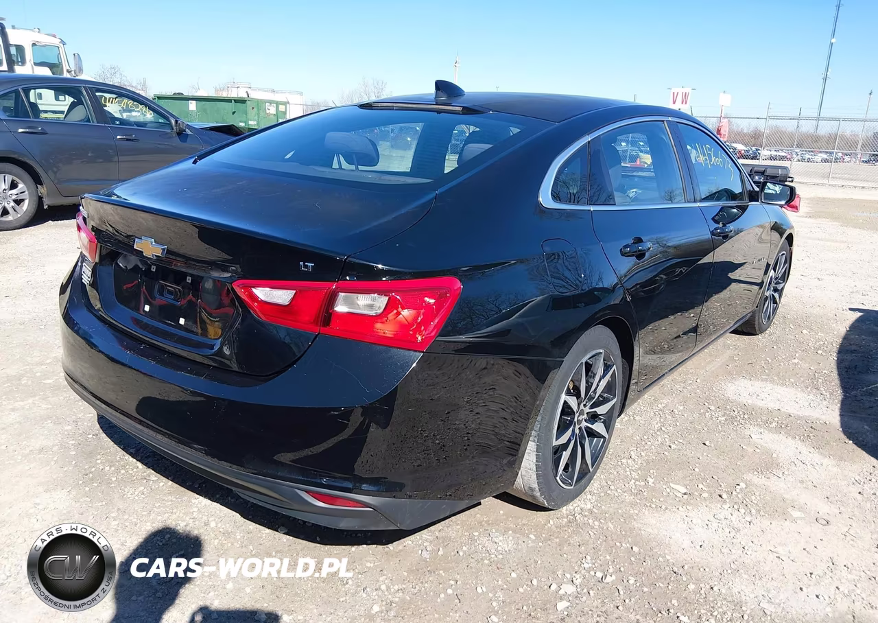 2017 Chevrolet Malibu 1Lt VIN:1G1ZE5ST2HF288313 - 4
