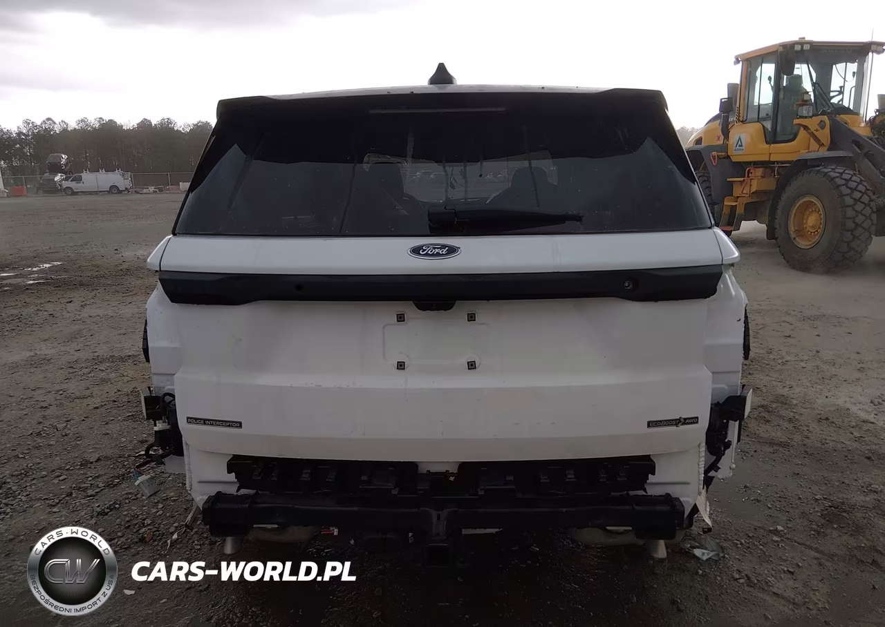 2025 Ford Police Interceptor Utility VIN:1FM5K8AC6SGA16572 - 16