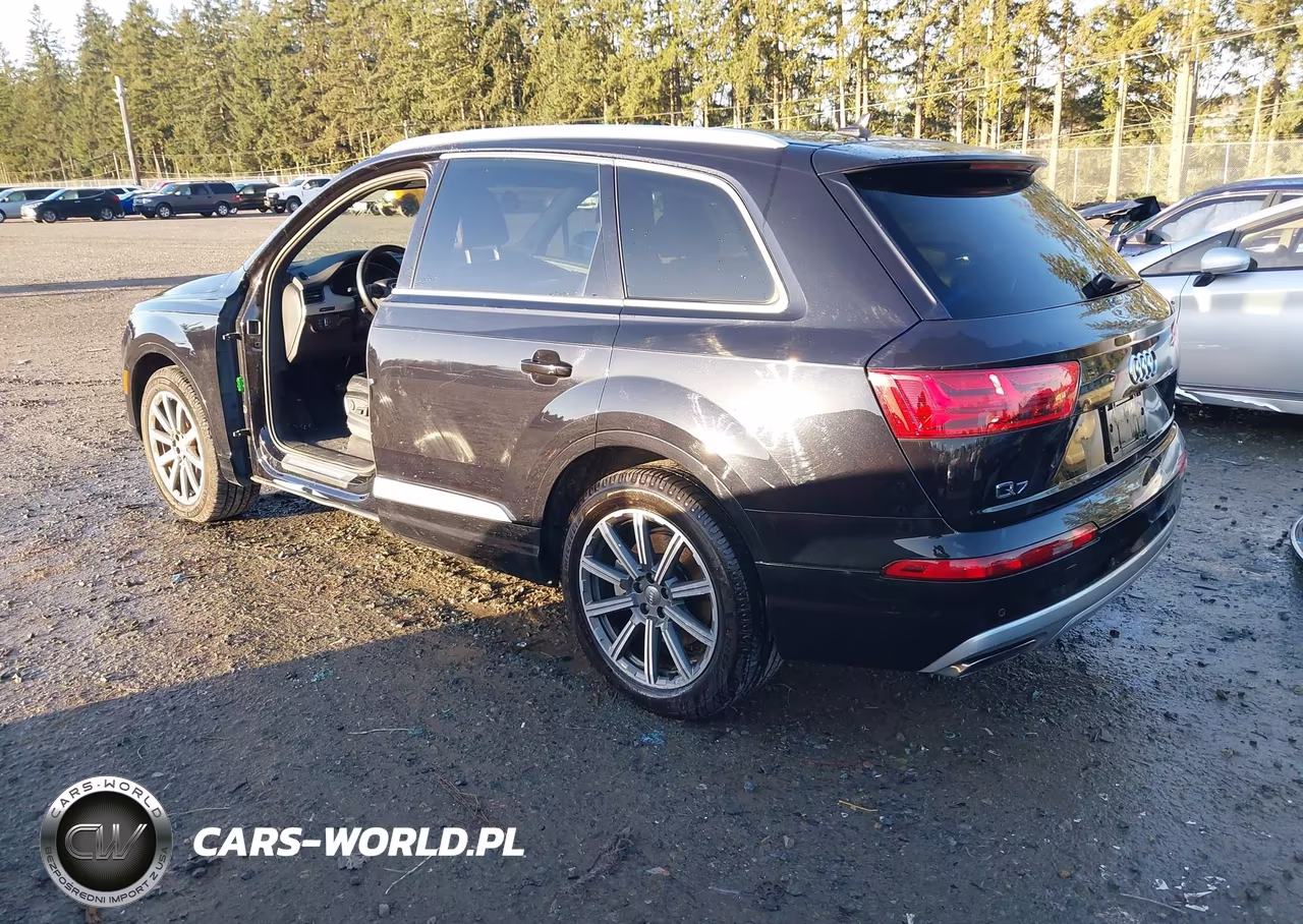 2017 Audi Q7 2.0T Premium VIN:WA1LHAF72HD037002 - 3