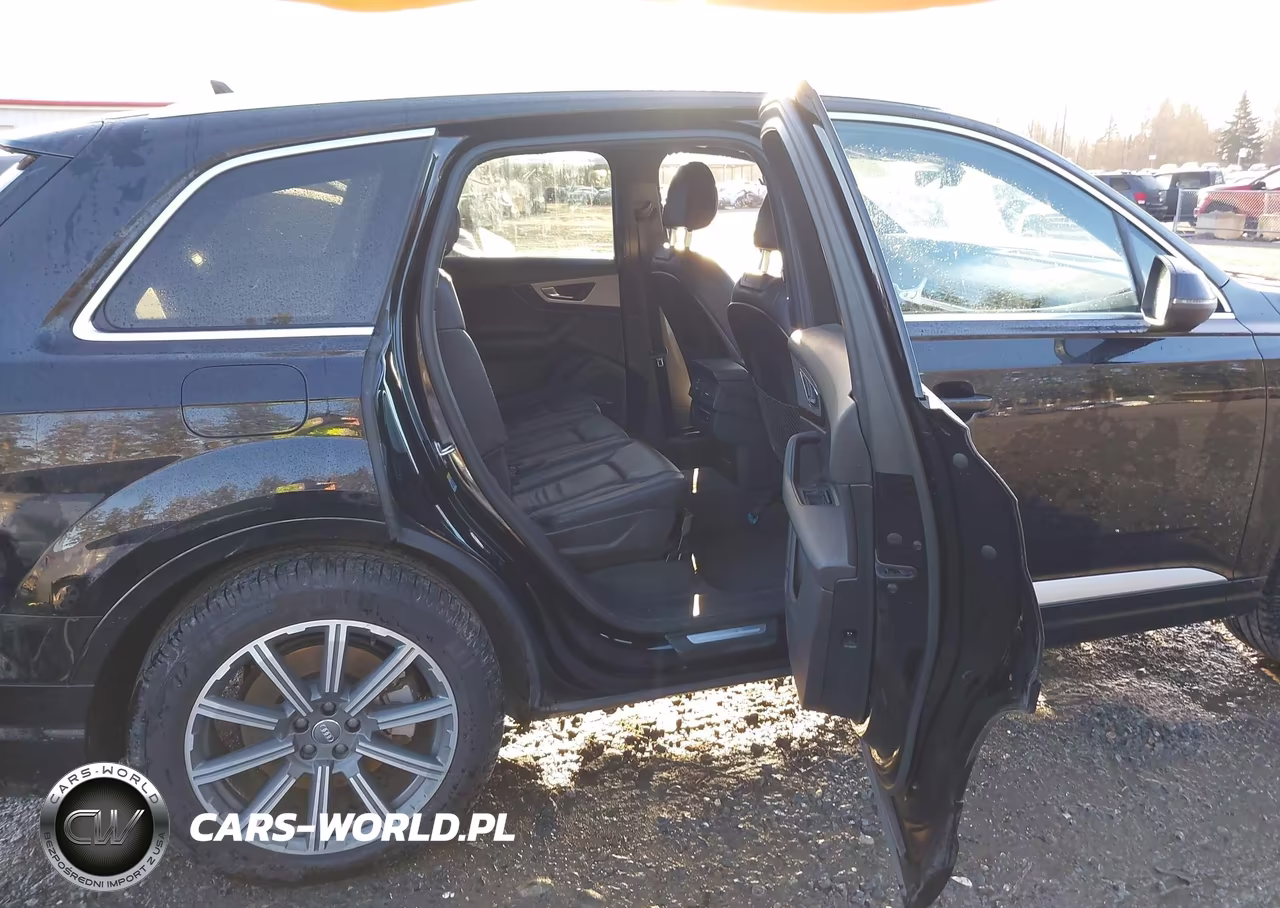 2017 Audi Q7 2.0T Premium VIN:WA1LHAF72HD037002 - 8