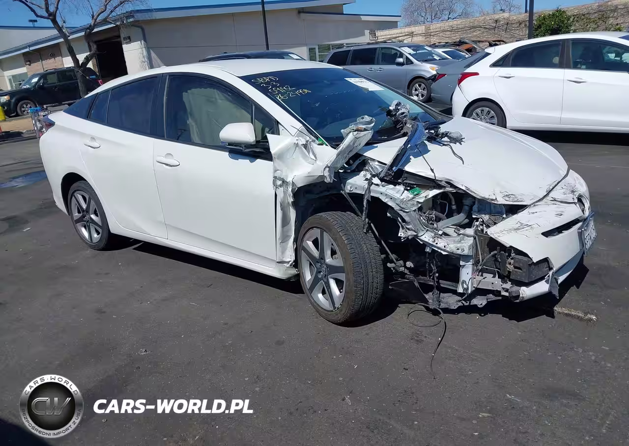 2018 Toyota Prius Three Touring