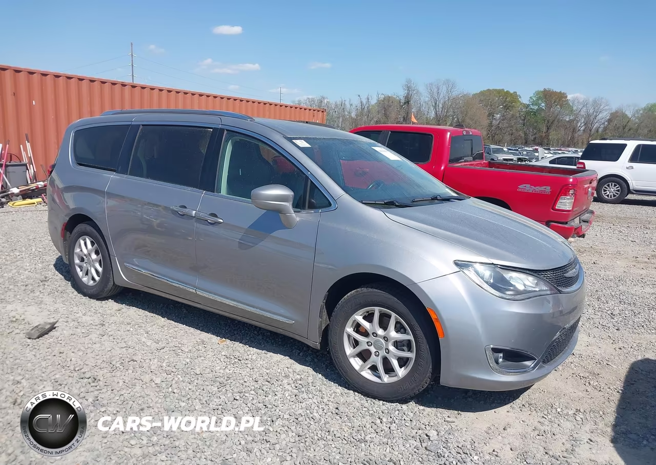 2020 Chrysler Pacifica Touring L