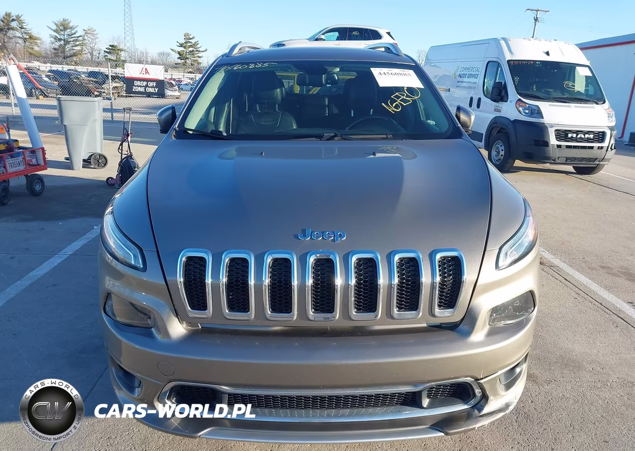 2017 Jeep Cherokee Overland 4X4 VIN:1C4PJMJS9HW588542 - 13