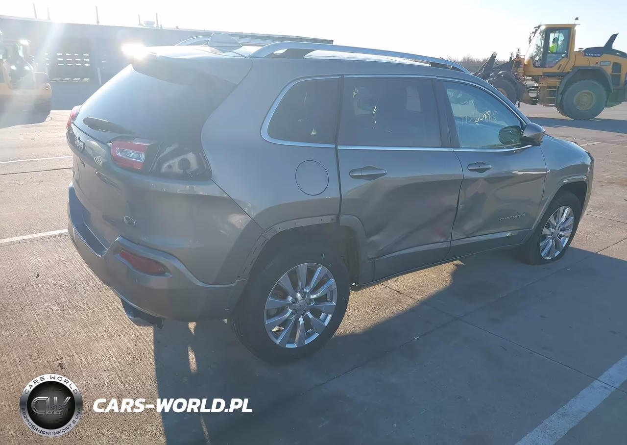2017 Jeep Cherokee Overland 4X4 VIN:1C4PJMJS9HW588542 - 4