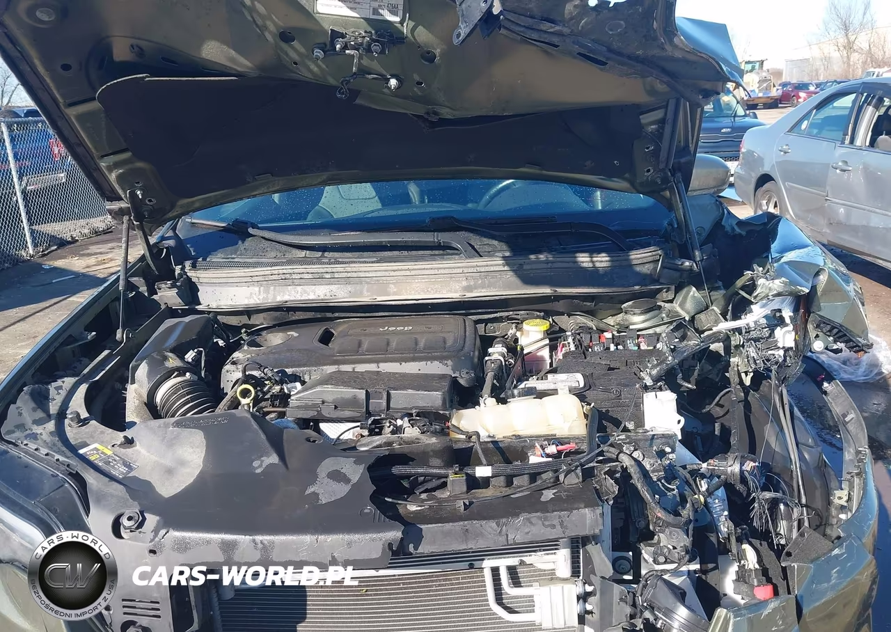 2020 Jeep Cherokee Limited 4X4 VIN:1C4PJMDNXLD543281 - 10