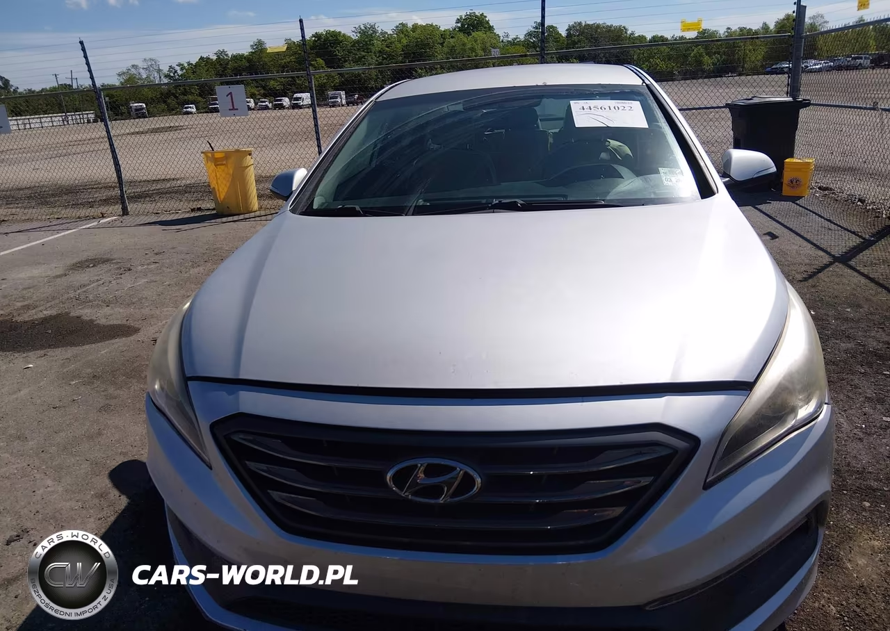 2015 Hyundai Sonata Sport VIN:5NPE34AF8FH029975 - 6