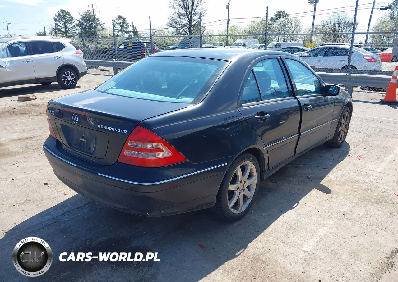 2003 Mercedes-Benz C 230 Kompressor Sport VIN:WDBRF40J83F420238 - 4