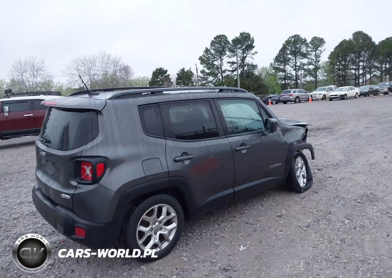 2017 Jeep Renegade Latitude Fwd VIN:ZACCJABB2HPG33104 - 4