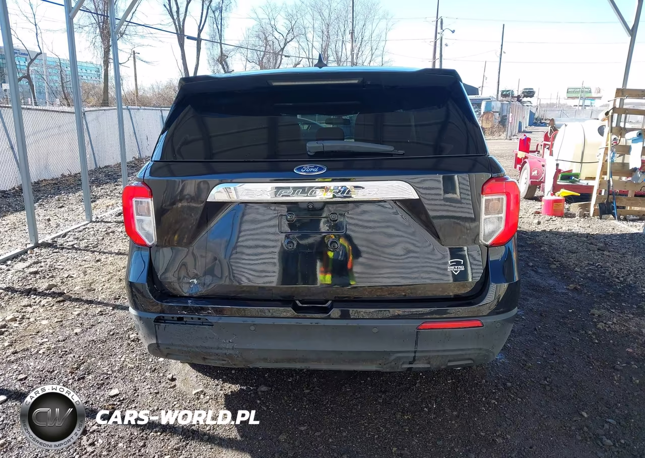 2021 Ford Explorer VIN:1FMSK7BH9MGB40412 - 16