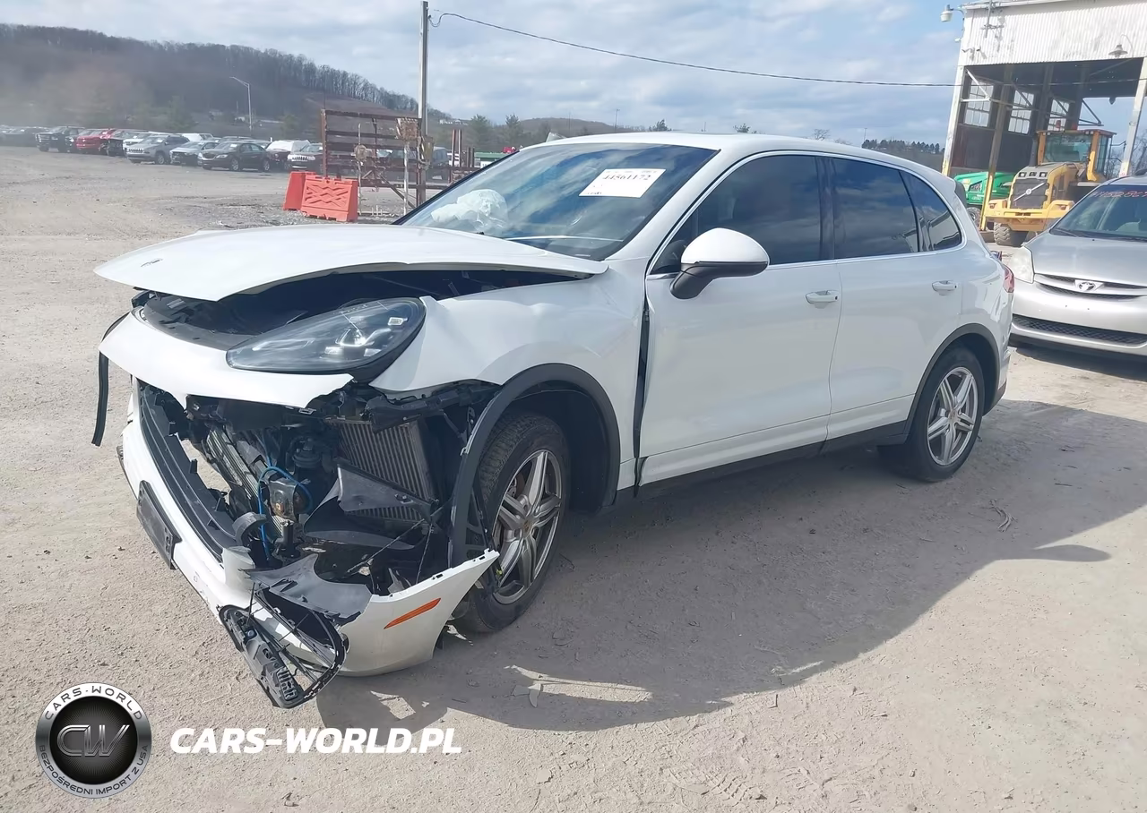 2015 Porsche Cayenne S VIN:WP1AB2A2XFLA60724 - 2