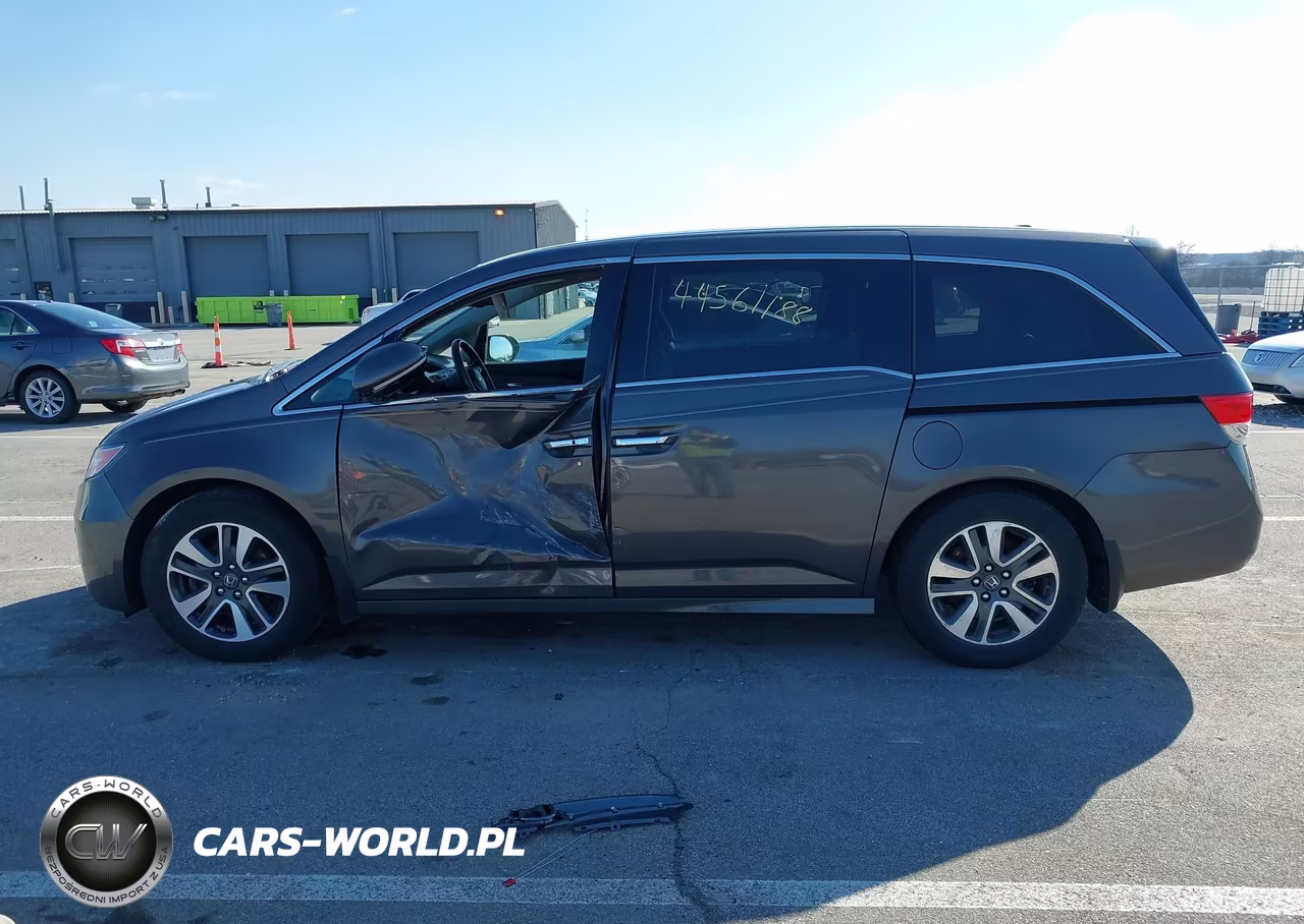 2014 Honda Odyssey Touring-Touring Elite VIN:5FNRL5H94EB038306 - 13