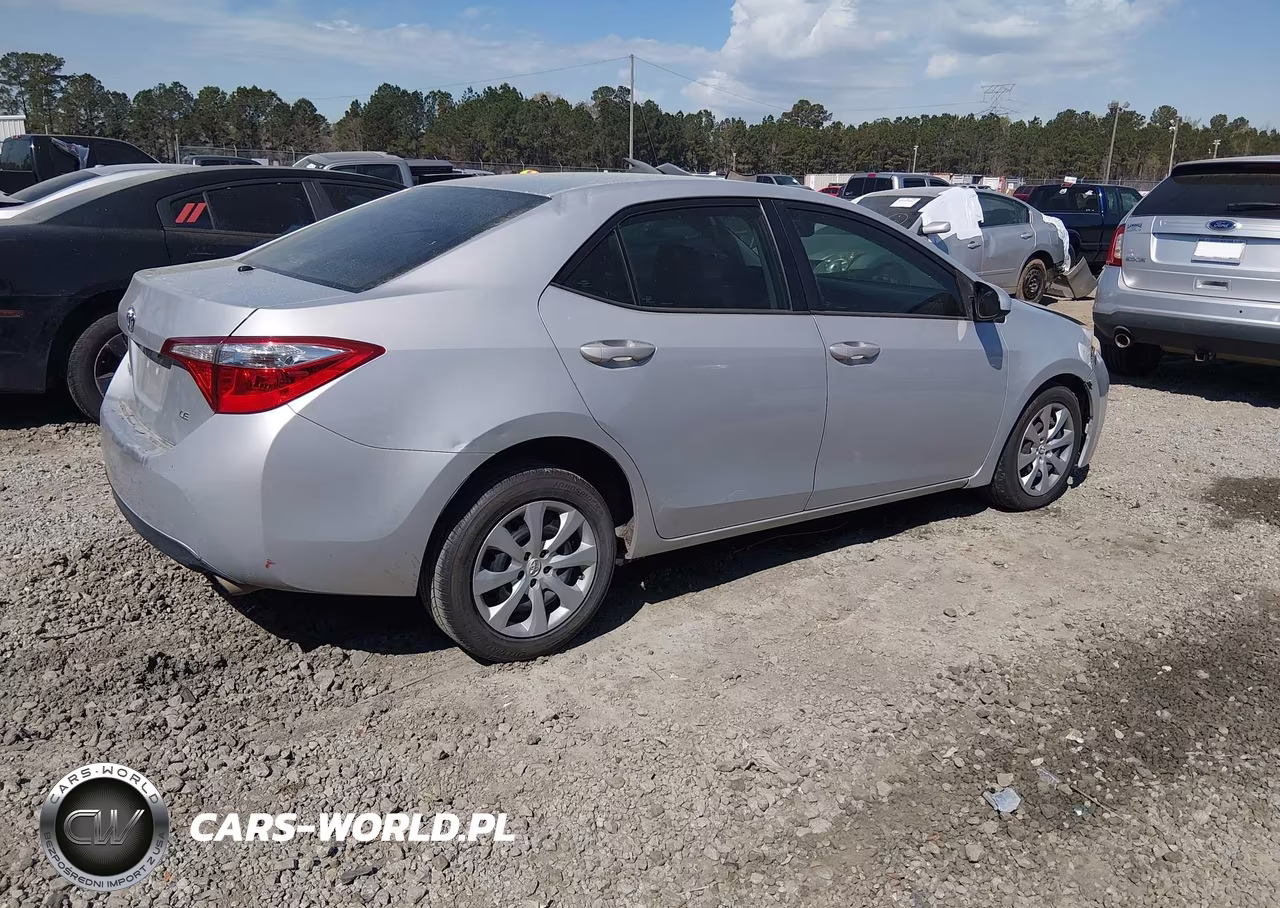 2016 Toyota Corolla Le VIN:2T1BURHE0GC488948 - 4
