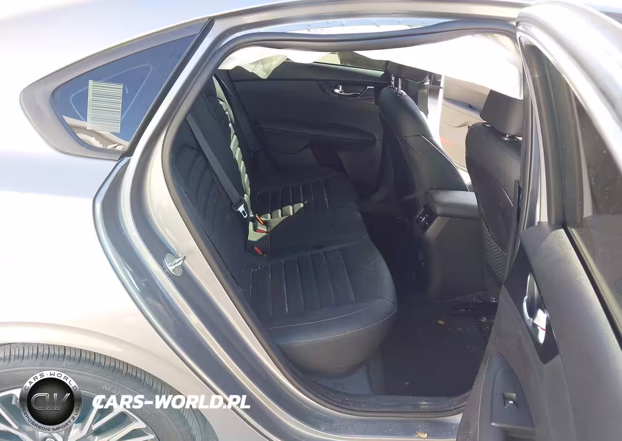 2024 Kia Forte Gt Line VIN:3KPF54AD2RE725303 - 8
