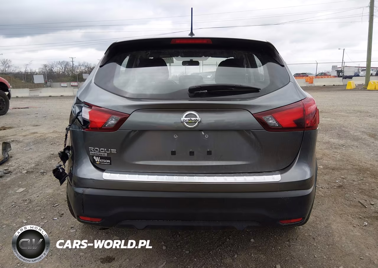 2018 Nissan Rogue Sport S VIN:JN1BJ1CP9JW500597 - 17