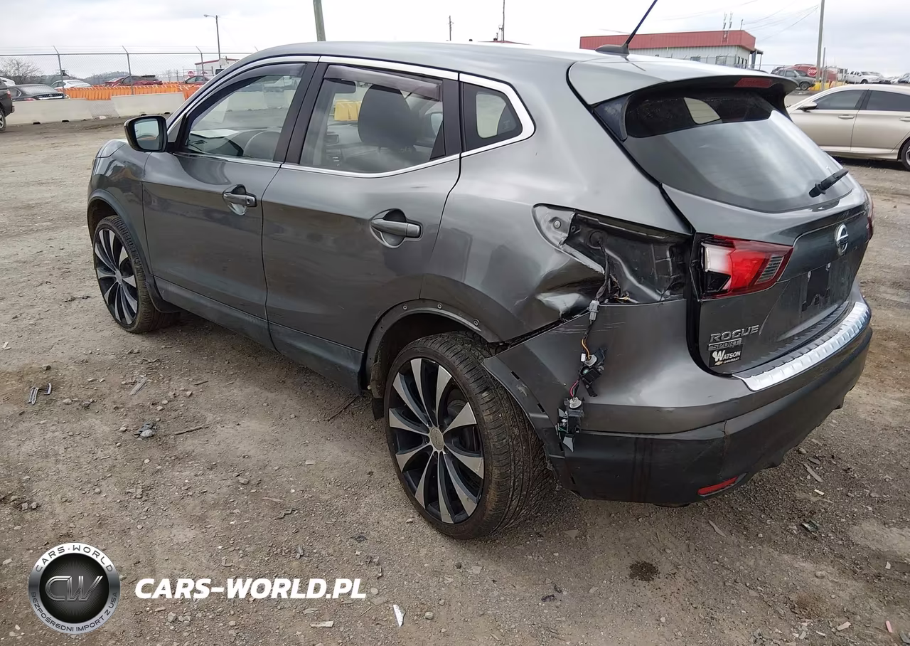 2018 Nissan Rogue Sport S VIN:JN1BJ1CP9JW500597 - 3