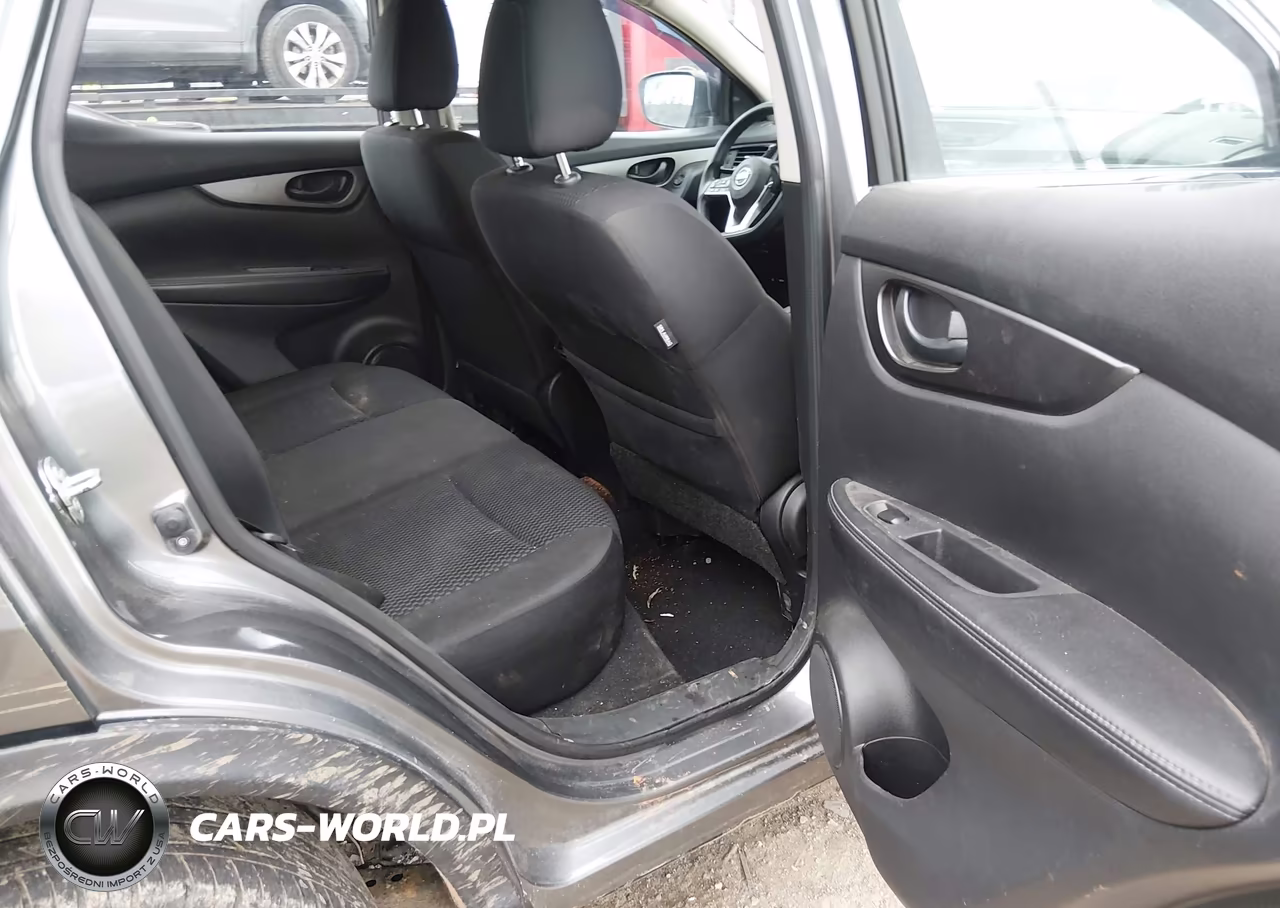 2018 Nissan Rogue Sport S VIN:JN1BJ1CP9JW500597 - 8