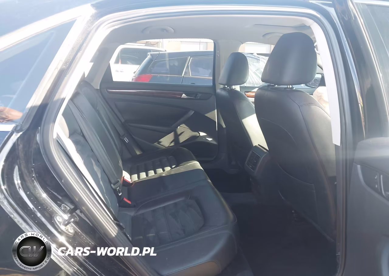 2013 Volkswagen Passat 2.0L Tdi Sel Premium VIN:1VWCN7A35DC083250 - 8