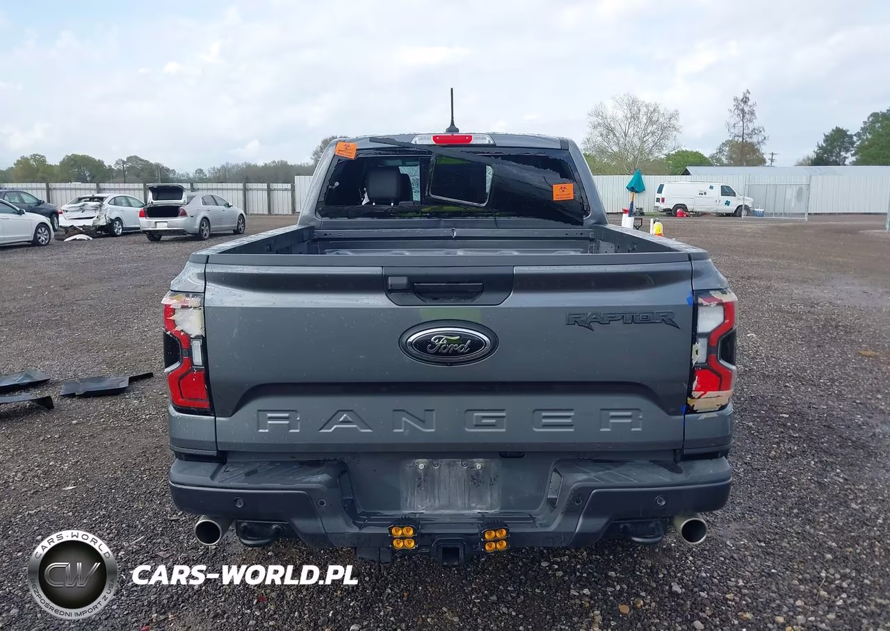 2025 Ford Ranger Raptor VIN:1FTER4LR8SLE32012 - 17