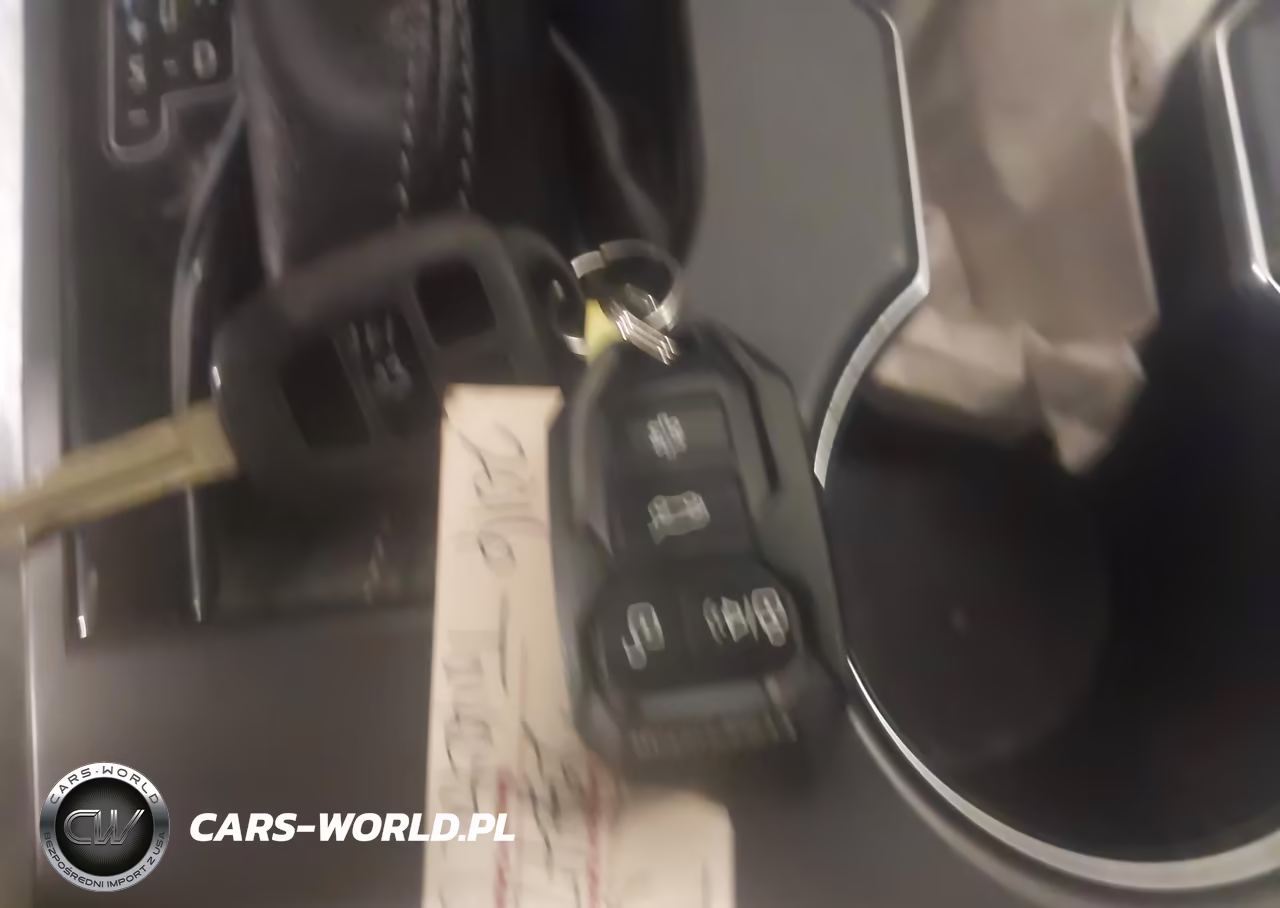 2016 Toyota Camry Le VIN:4T1BF1FK2GU173393 - 11