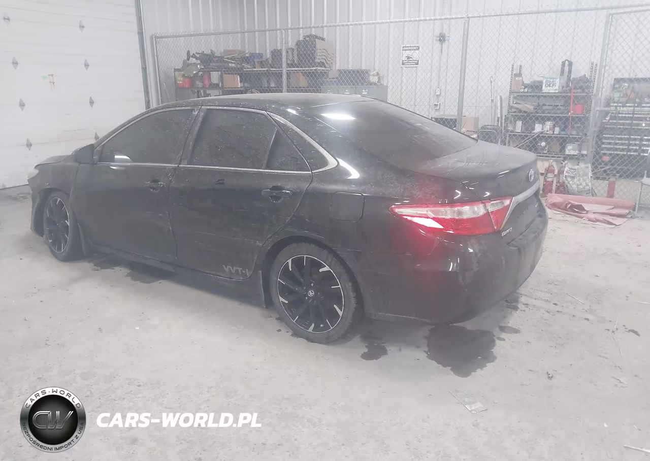 2016 Toyota Camry Le VIN:4T1BF1FK2GU173393 - 3