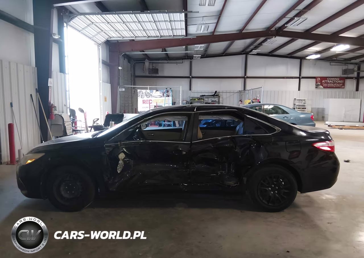 2016 Toyota Camry Le VIN:4T4BF1FK7GR538799 - 15