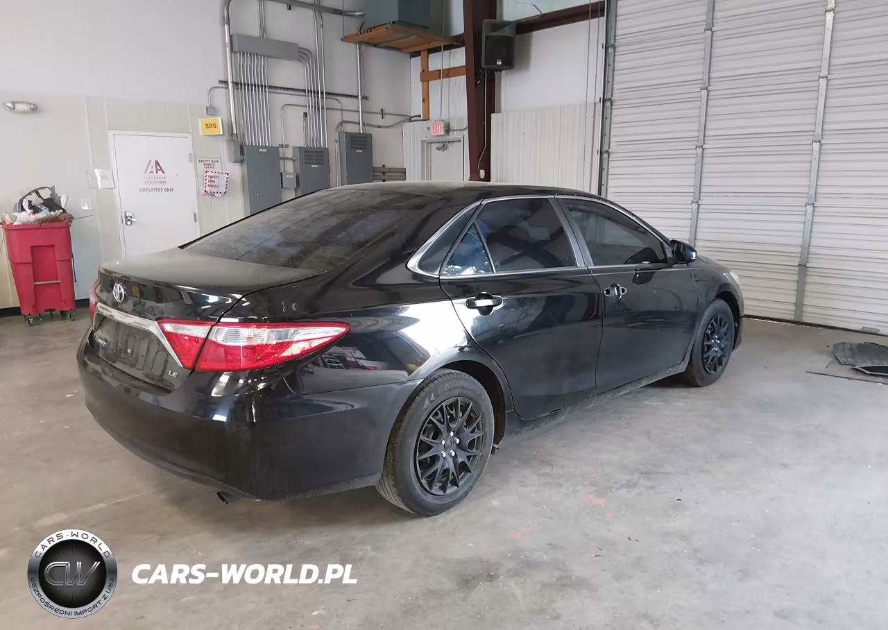 2016 Toyota Camry Le VIN:4T4BF1FK7GR538799 - 4