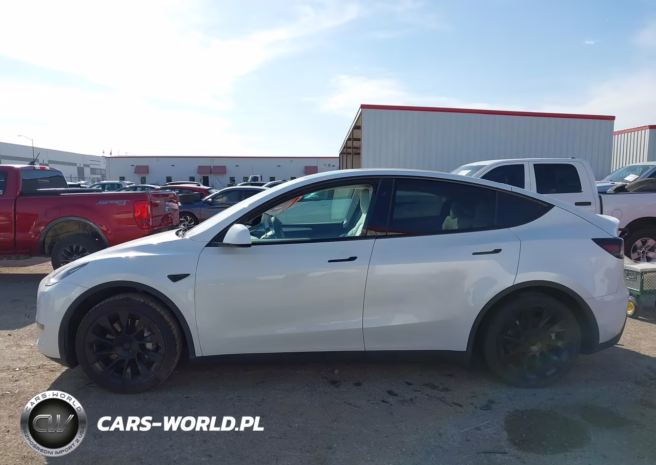 2024 Tesla Model Y Long Range Dual Motor All-Wheel Drive VIN:7SAYGDEE9RA267064 - 14