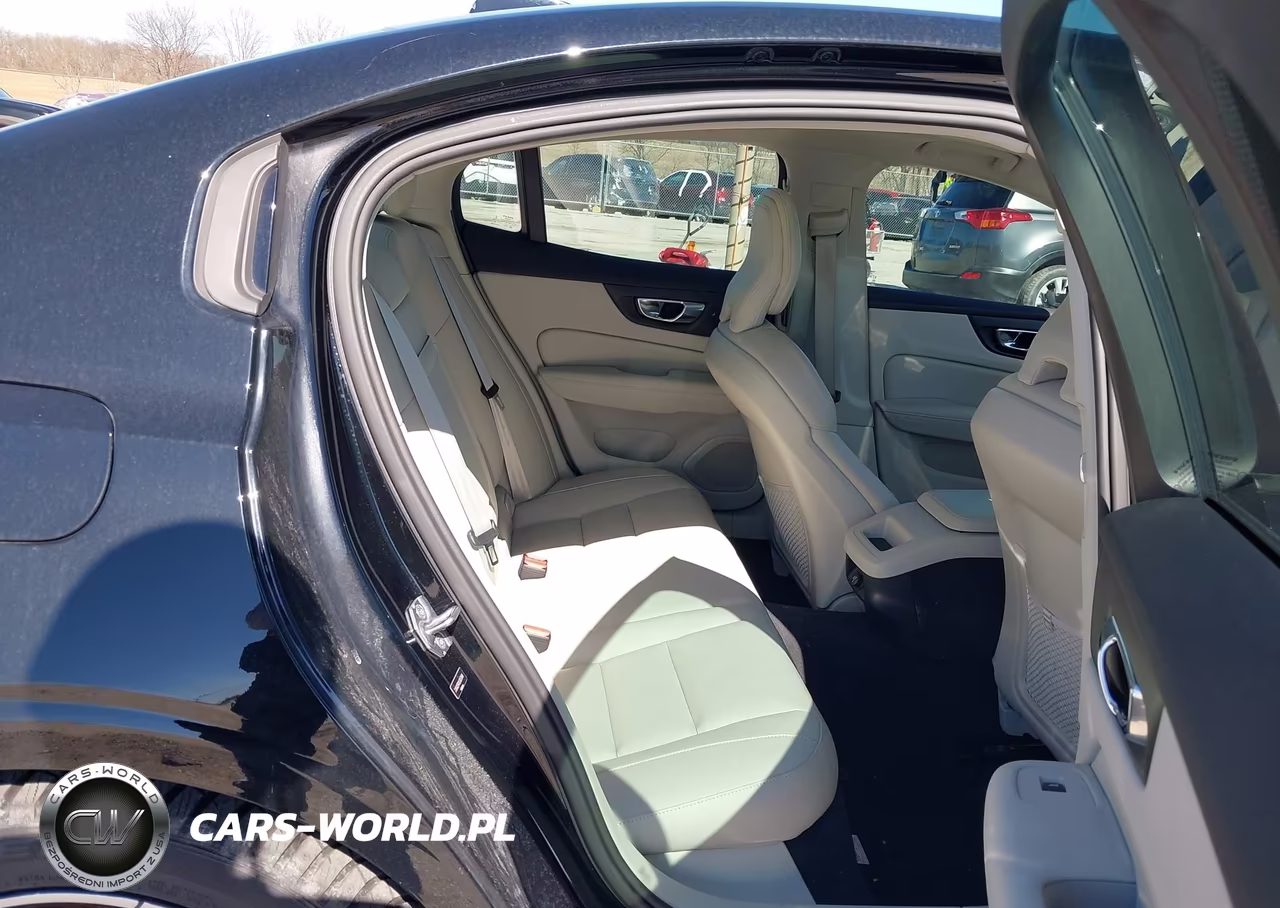 2020 Volvo S60 T6 Momentum VIN:7JRA22TKXLG057049 - 8