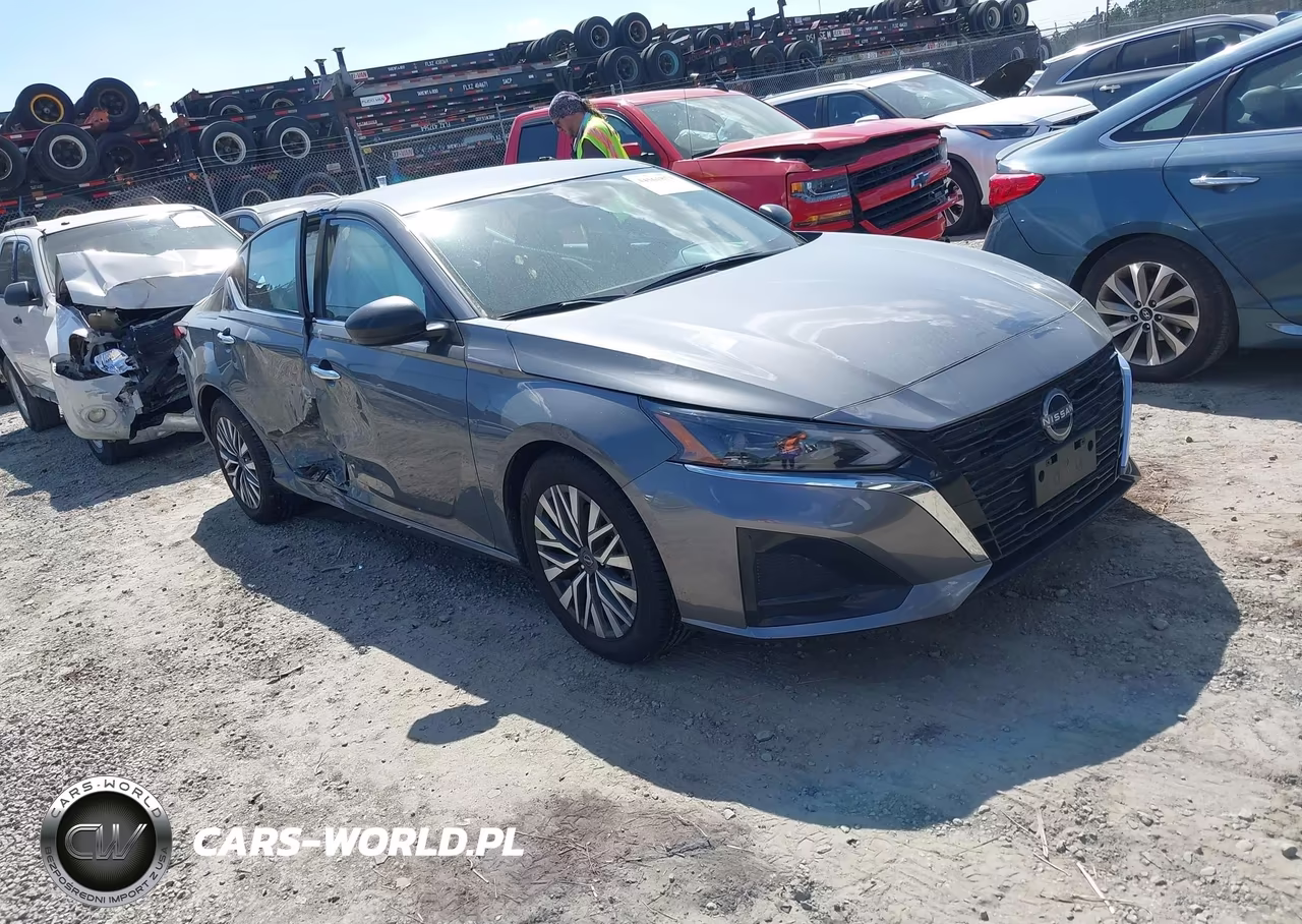 2024 Nissan Altima Sv Fwd