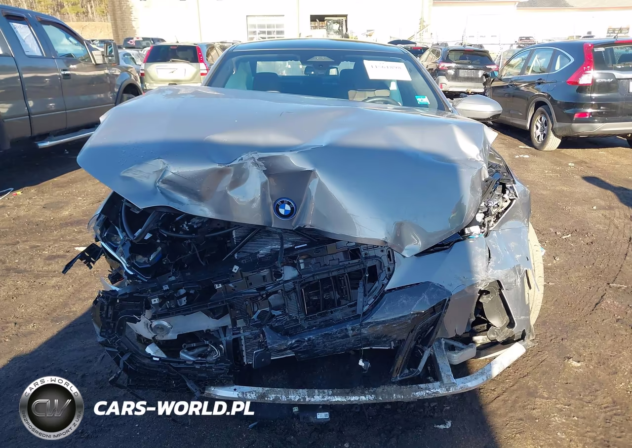 2025 BMW 550E xDrive VIN:WBA13FK09SCU34654 - 12