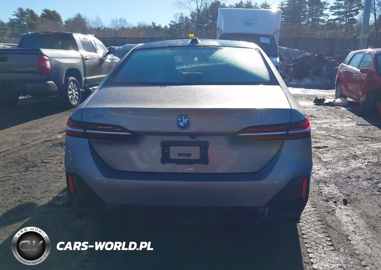 2025 BMW 550E xDrive VIN:WBA13FK09SCU34654 - 16