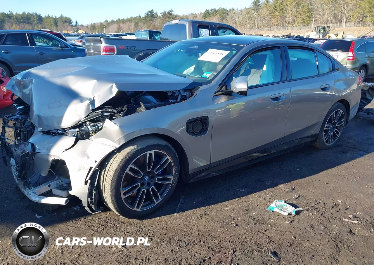 2025 BMW 550E xDrive VIN:WBA13FK09SCU34654 - 2