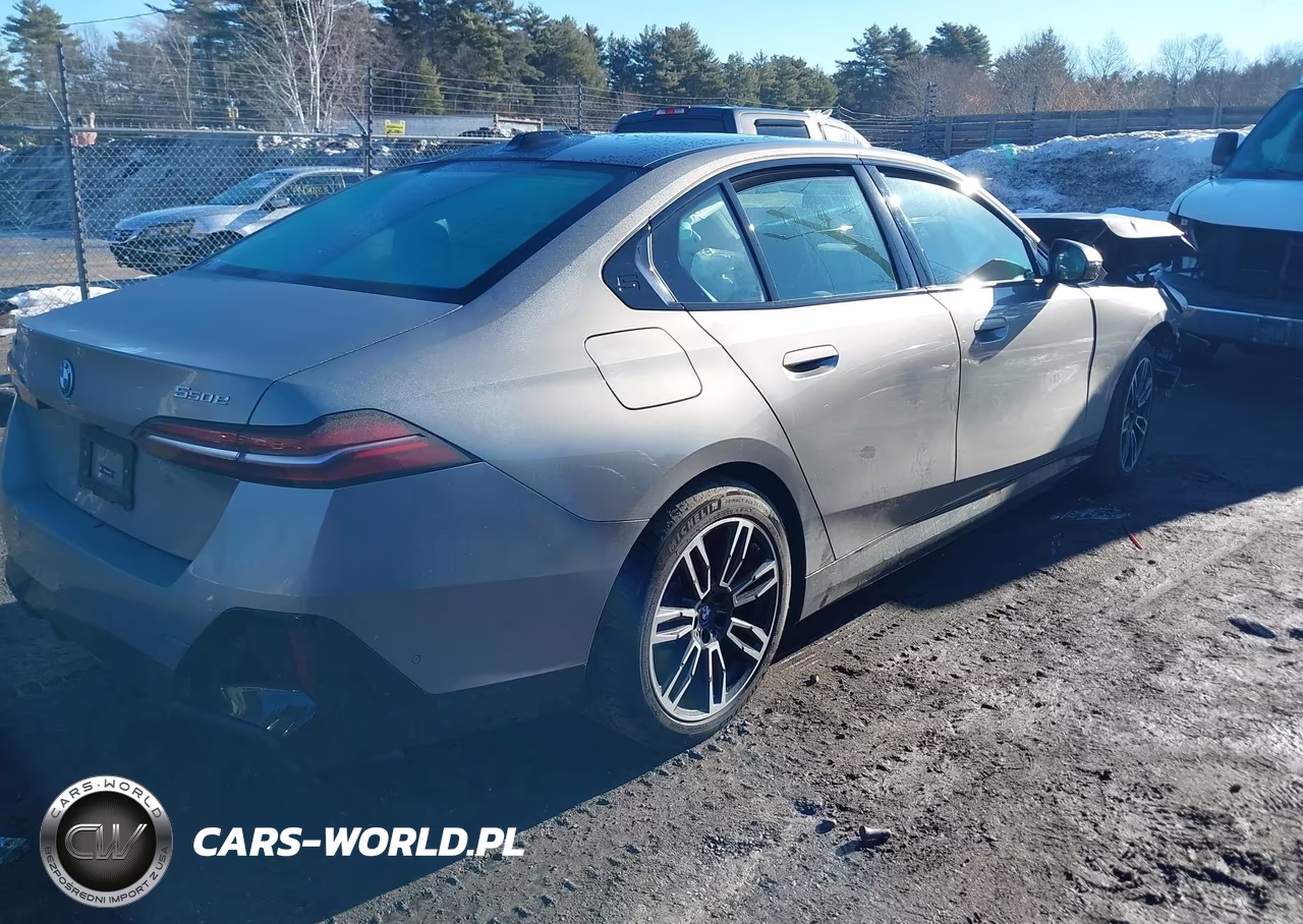 2025 BMW 550E xDrive VIN:WBA13FK09SCU34654 - 4