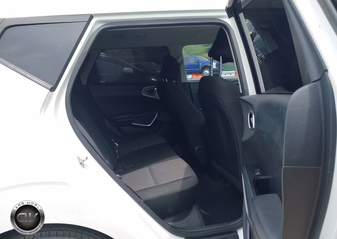 2022 Kia Soul Lx VIN:KNDJ23AU2N7159361 - 8