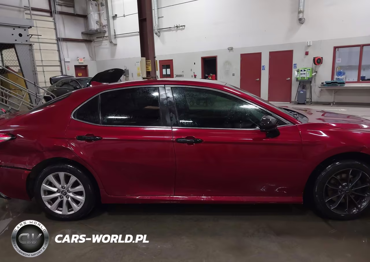 2019 Toyota Camry Le VIN:4T1B11HK5KU692328 - 13