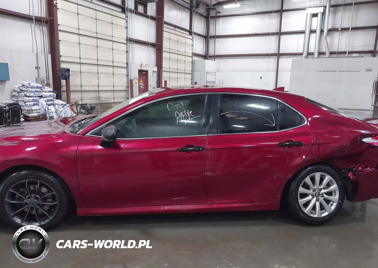 2019 Toyota Camry Le VIN:4T1B11HK5KU692328 - 14